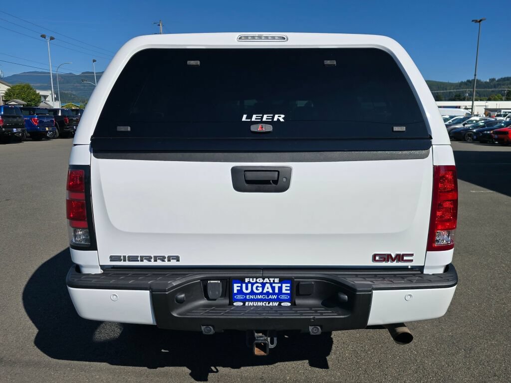 Used 2008 GMC Sierra 1500 Denali AWD/4WD image 7