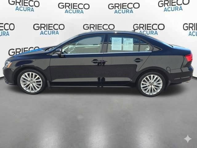 Used 2015 Volkswagen Jetta SE FWD image 4