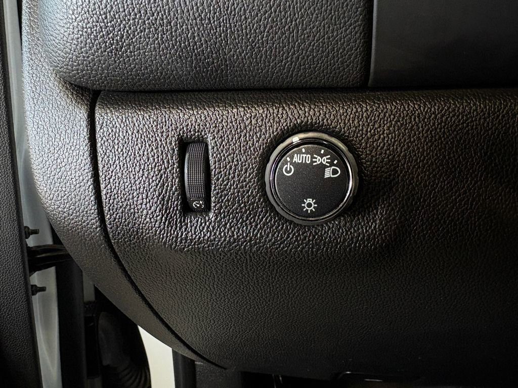 Used 2022 Chevrolet Colorado LT w/ Fleet Safety Package image 23