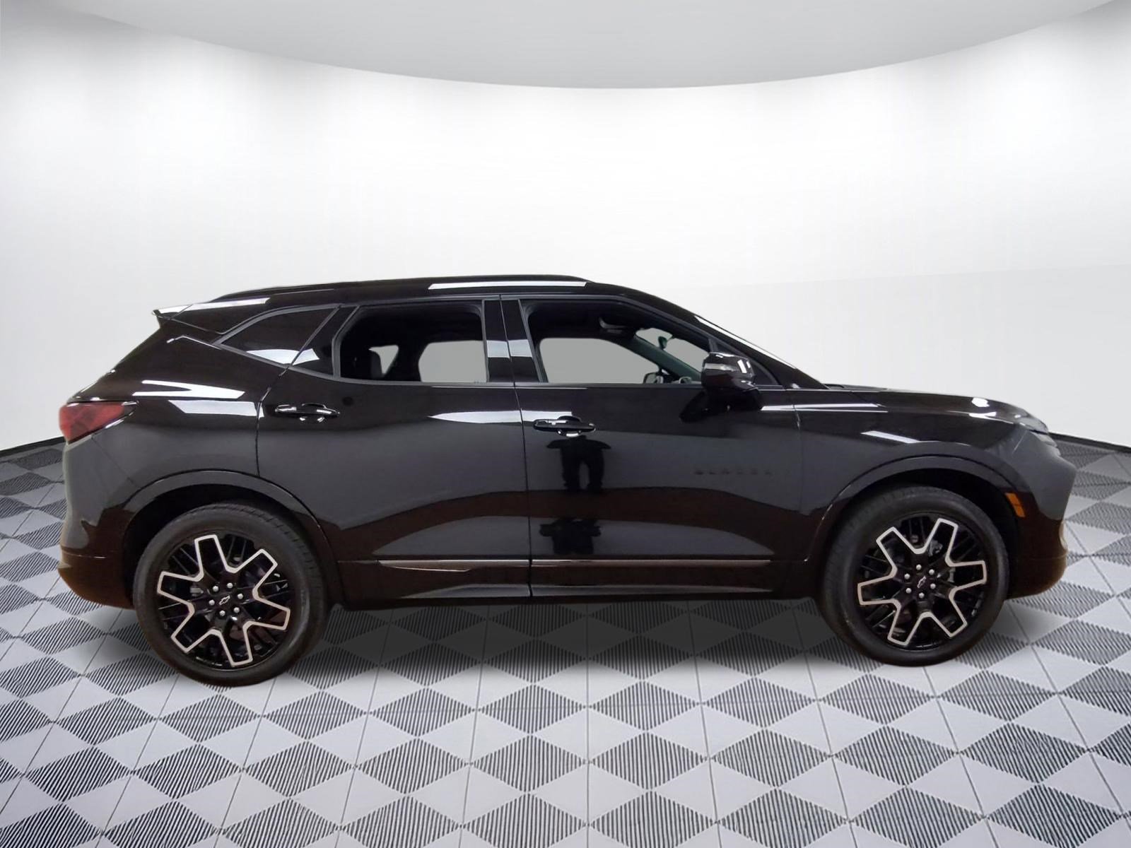 Used 2024 Chevrolet Blazer RS w/ Driver Confidence II Package image 7