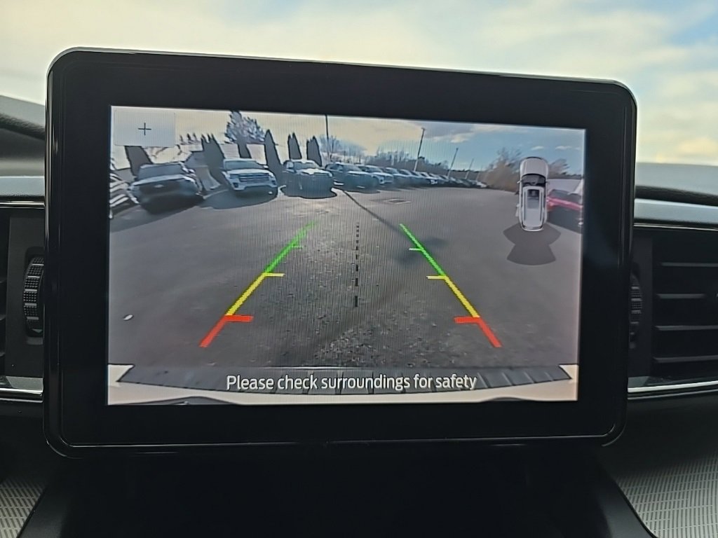 Used 2020 Ford Explorer XLT w/ Equipment Group 202A image 31