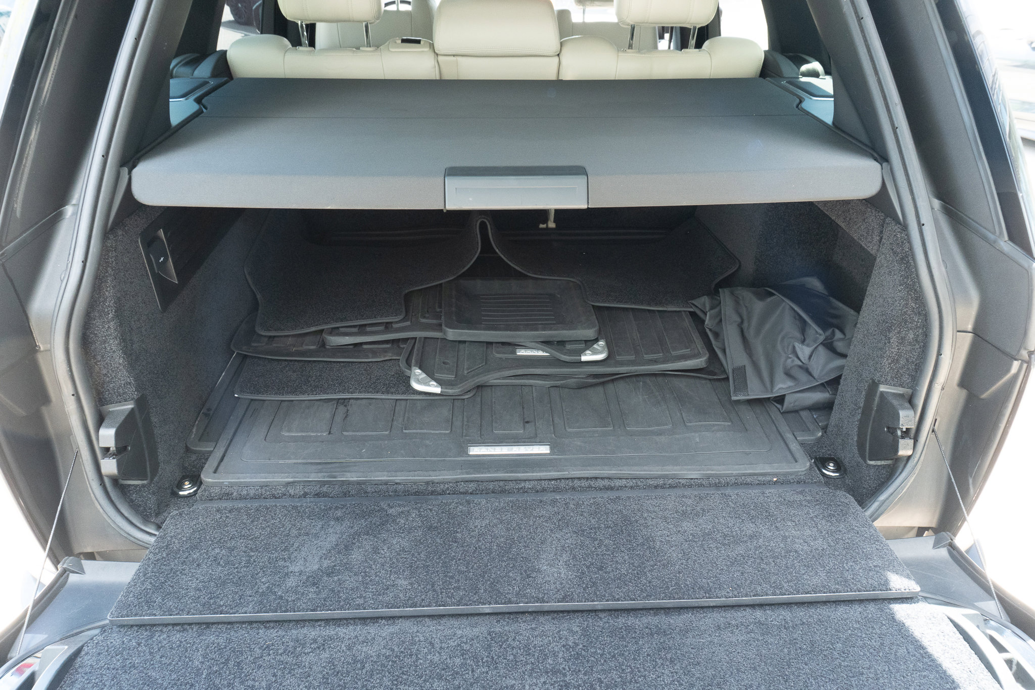 Used 2016 Land Rover Range Rover Supercharged image 26