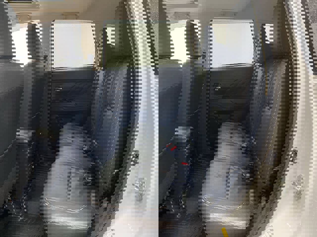 Used 2018 Mitsubishi Outlander GT image 15