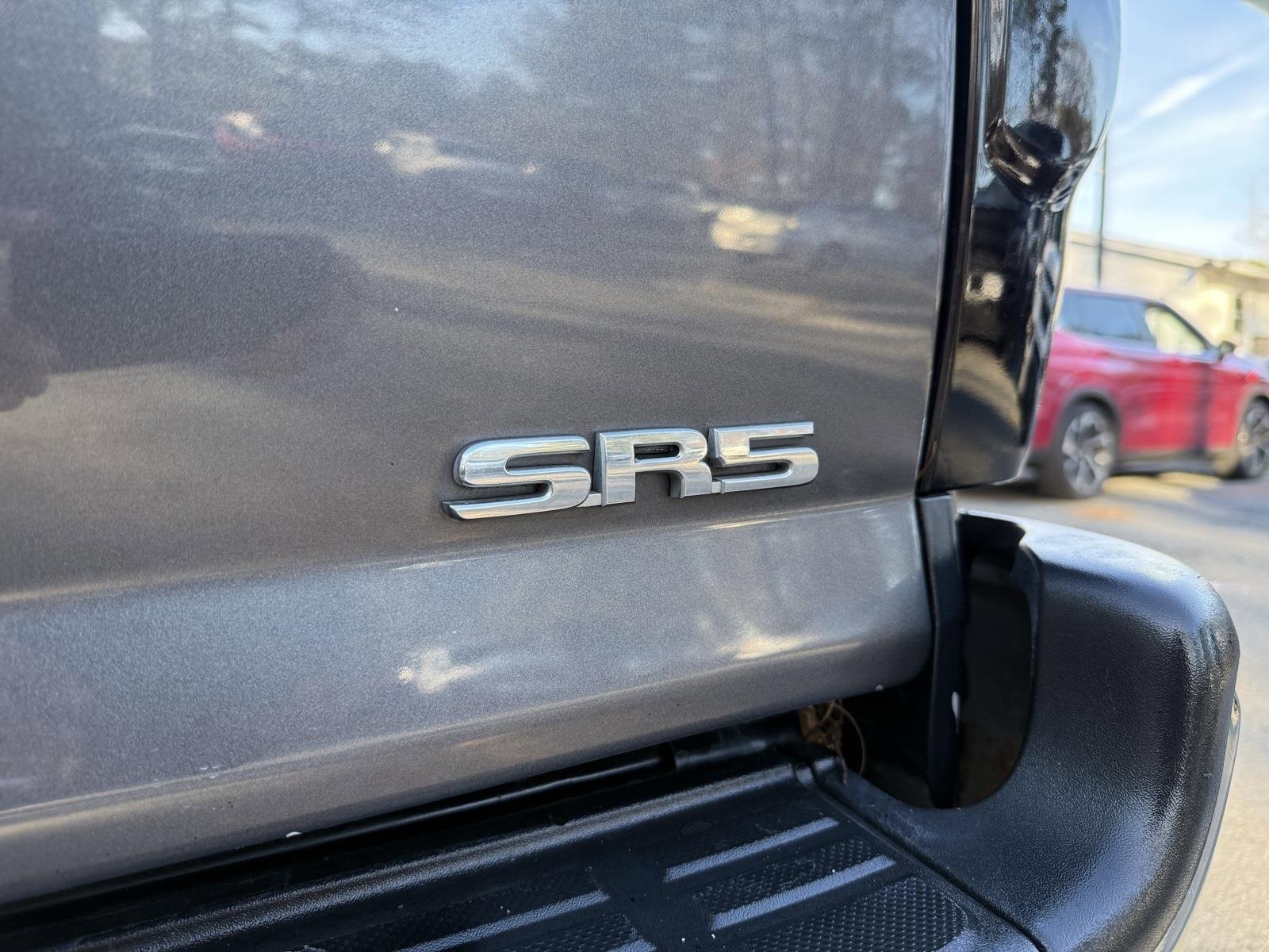 Used 2015 Toyota Tacoma 4x4 Access Cab image 12