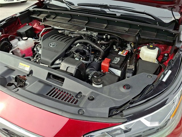 Used 2024 Toyota Highlander Platinum image 29