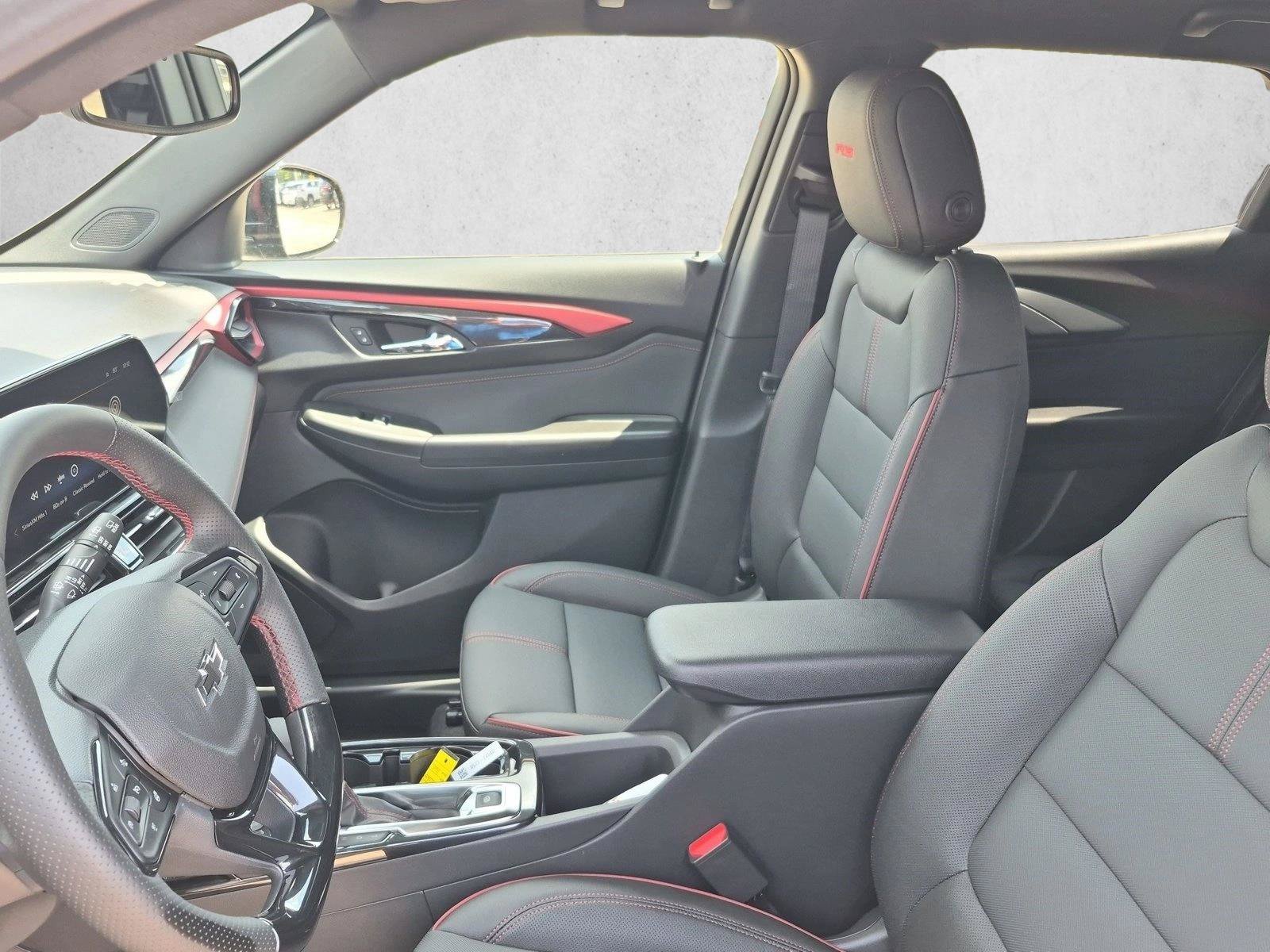 New 2026 Chevrolet TrailBlazer RS w/ Convenience Package FWD image 3