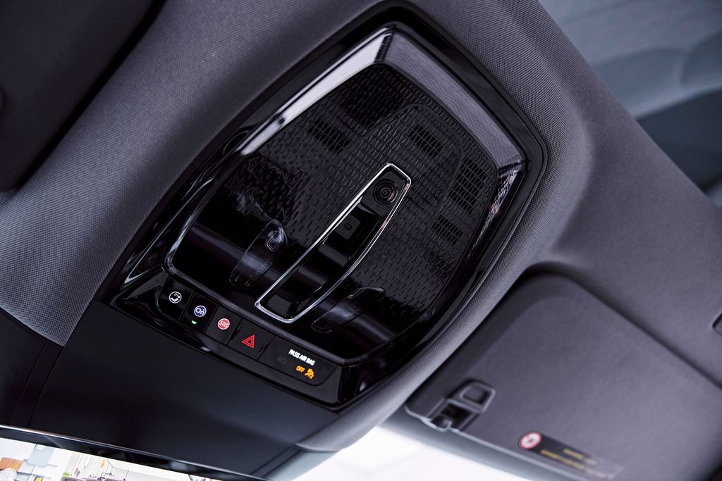 Used 2026 Cadillac Escalade IQ Sport 1 w/ LPO, Etrunk Organizer Package AWD/4WD image 90