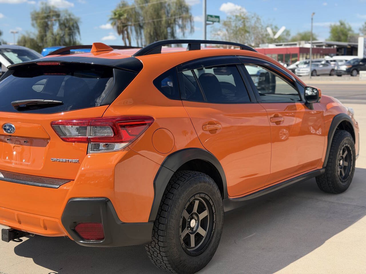 Used 2020 Subaru Crosstrek 2.0i Premium w/ Moonroof Package 1 AWD/4WD image 8
