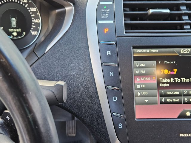 Used 2016 Lincoln MKZ w/ Technology Package image 11