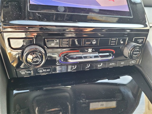 New 2025 Jeep Grand Cherokee Laredo X w/ Luxury Tech Group I image 10