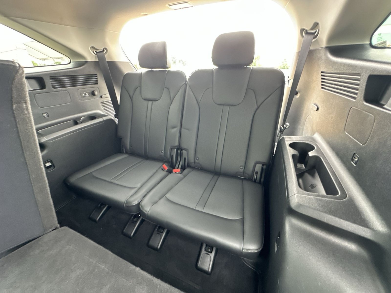 Used 2021 Kia Sorento S FWD image 25