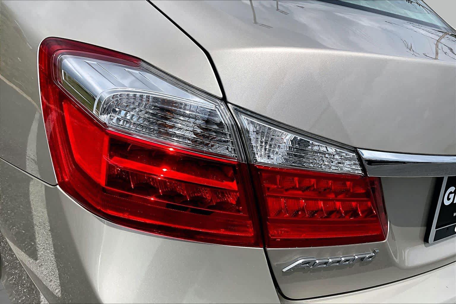 Used 2014 Honda Accord EX-L image 28