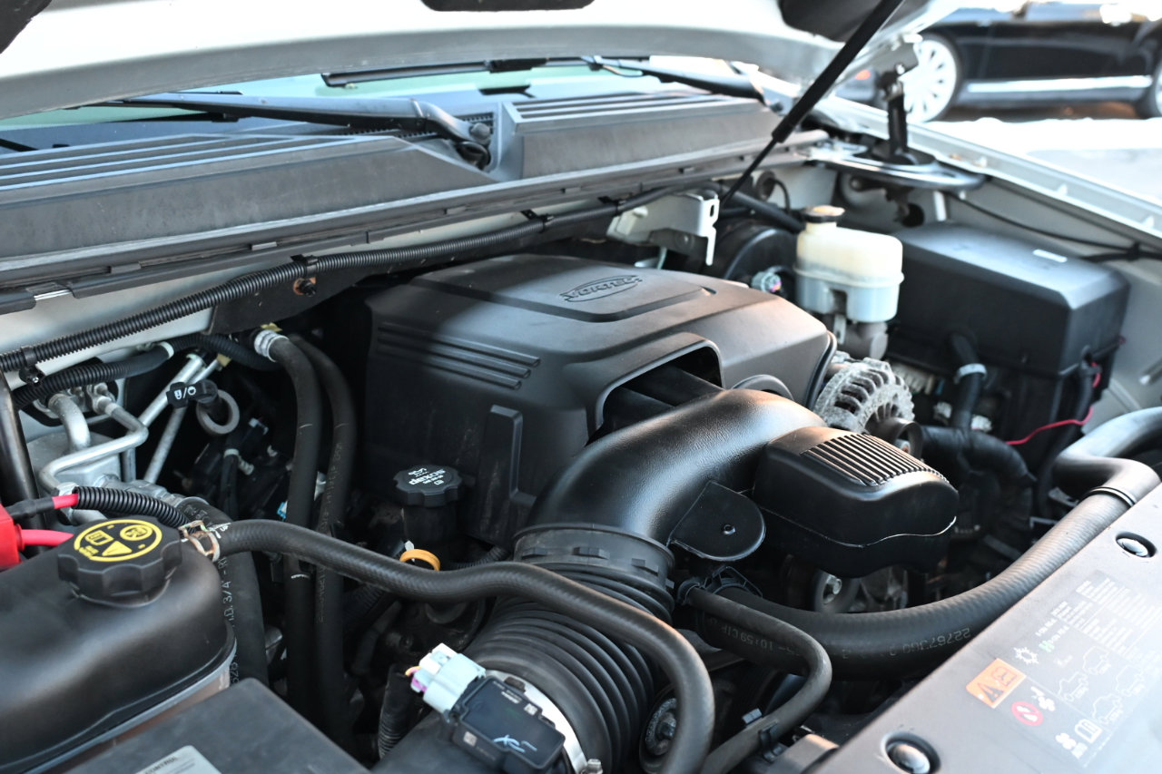 Used 2012 Chevrolet Tahoe LTZ image 54