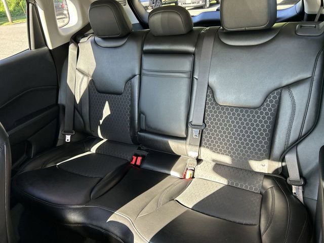 Used 2020 Jeep Compass Latitude AWD/4WD image 23
