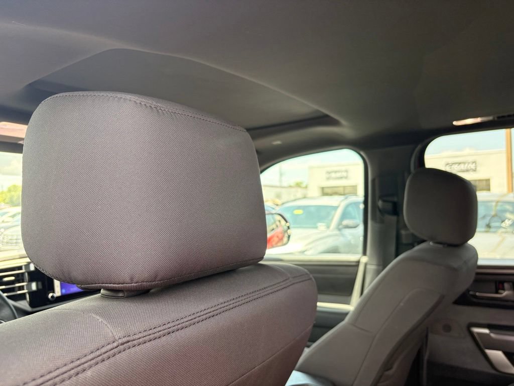 Used 2025 Toyota Sequoia SR5 AWD/4WD image 28