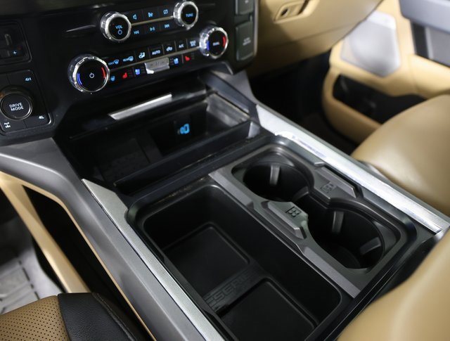 Used 2023 Ford F250 Lariat w/ Chrome Package image 25