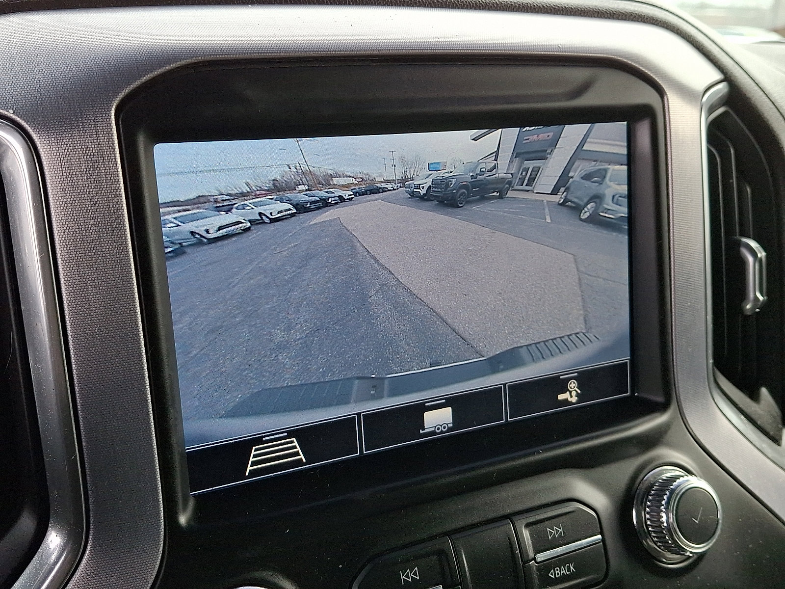 Used 2020 GMC Sierra 1500 SLT w/ SLT Premium Plus Package image 18