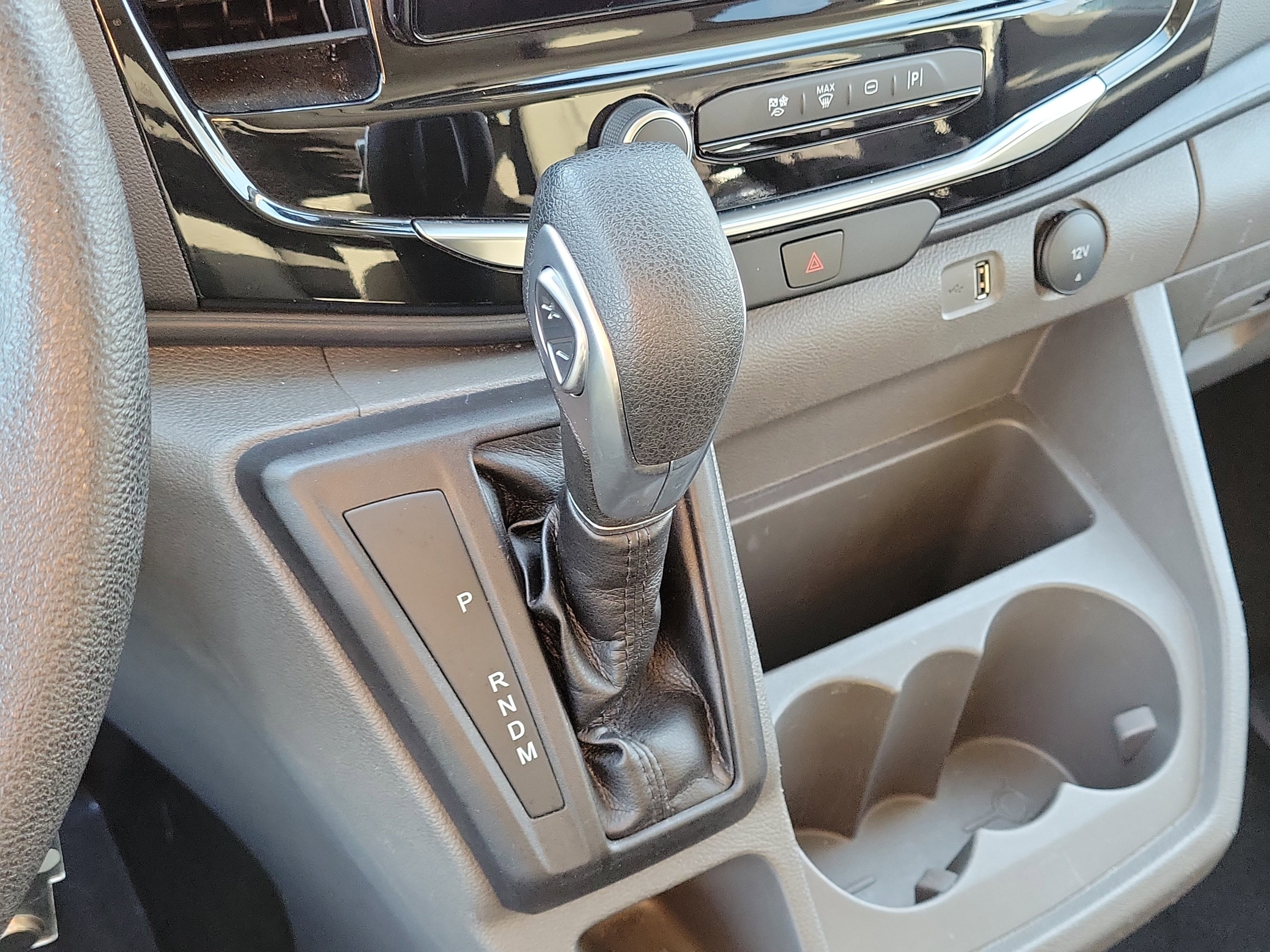 Used 2023 Ford Transit 350 XLT image 26