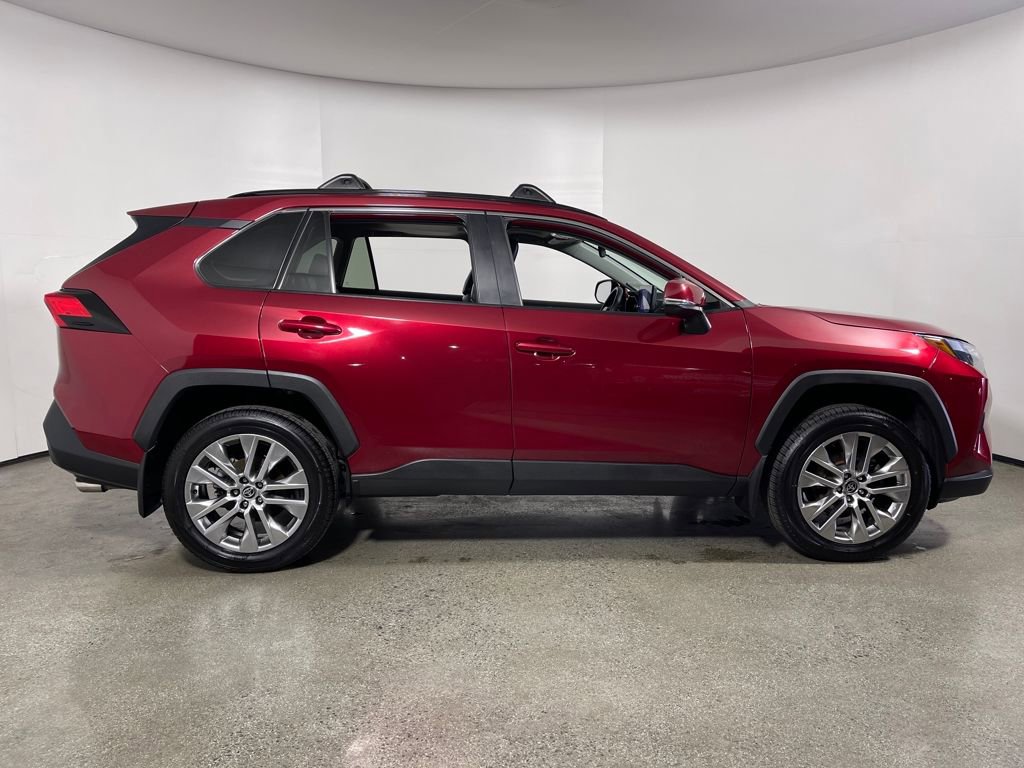 Used 2023 Toyota RAV4 XLE Premium AWD/4WD image 2