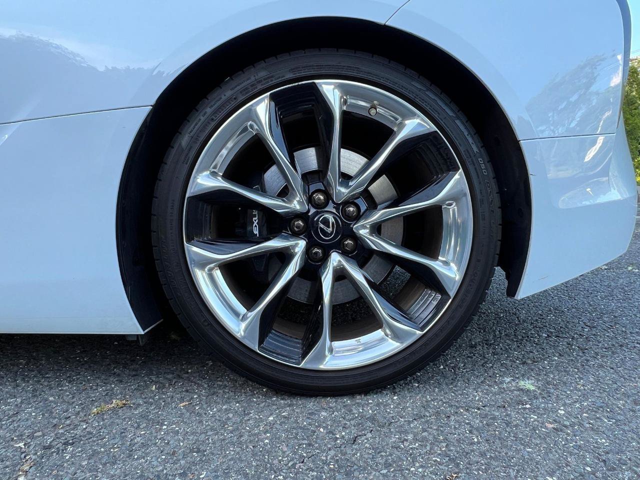 Used 2021 Lexus LC 500 Coupe w/ Performance Package RWD image 21