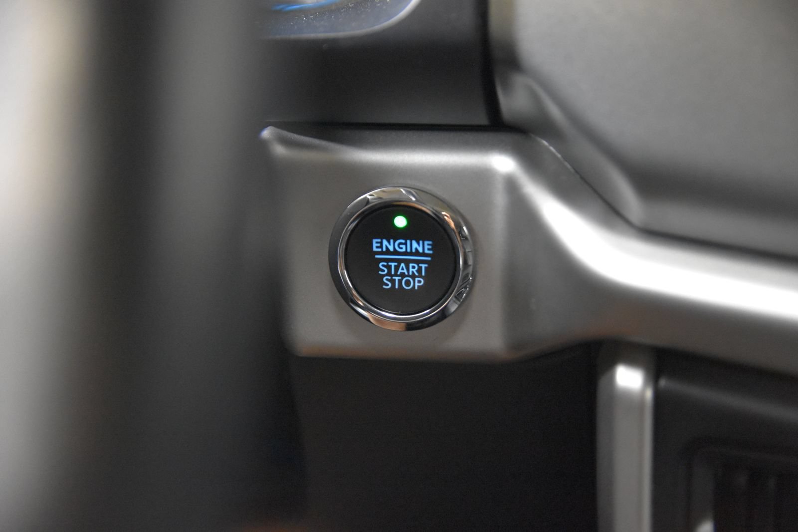 Used 2024 Ford Expedition XLT RWD image 30