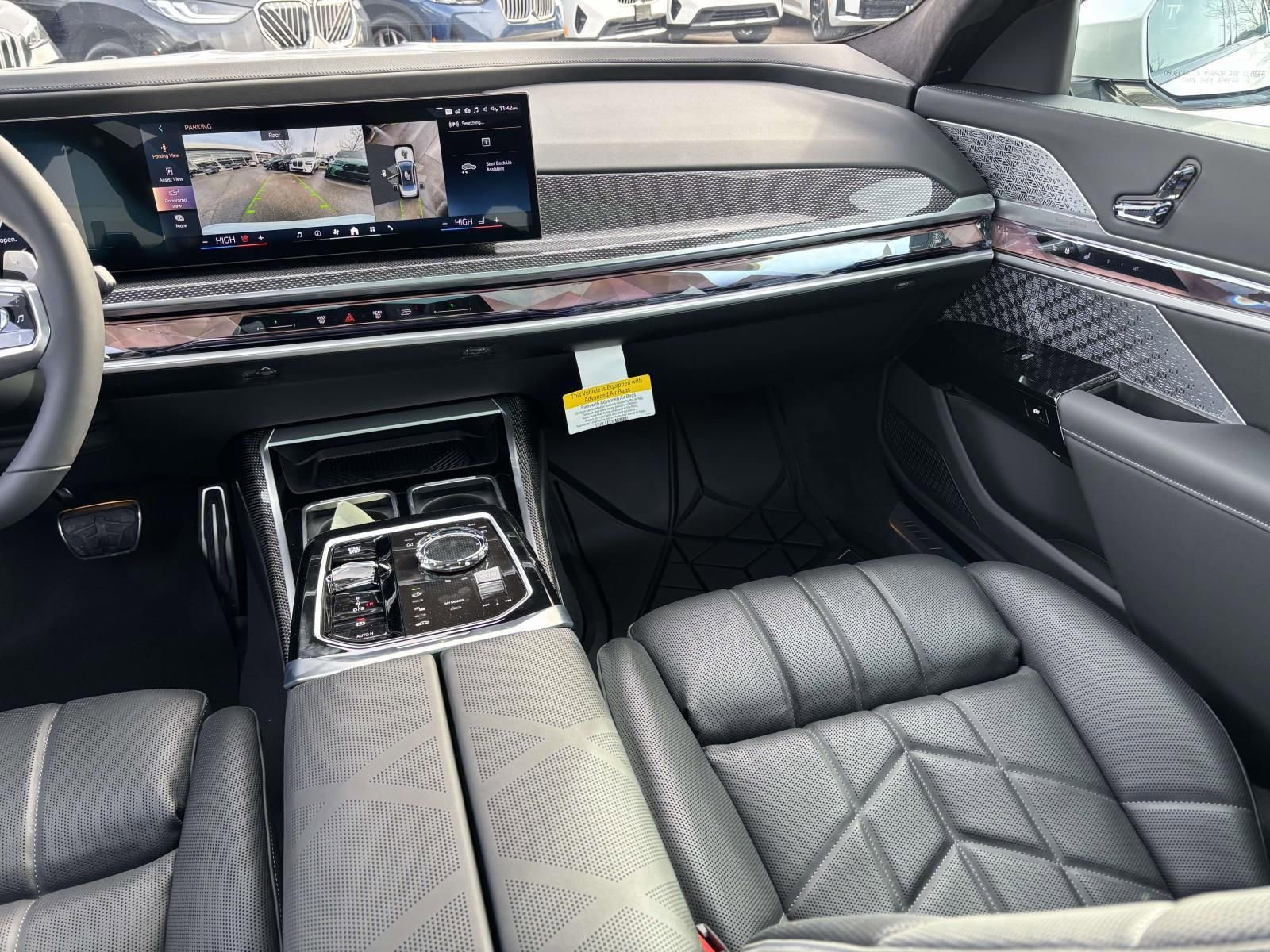 New 2026 BMW 760i xDrive w/ Executive Package image 32