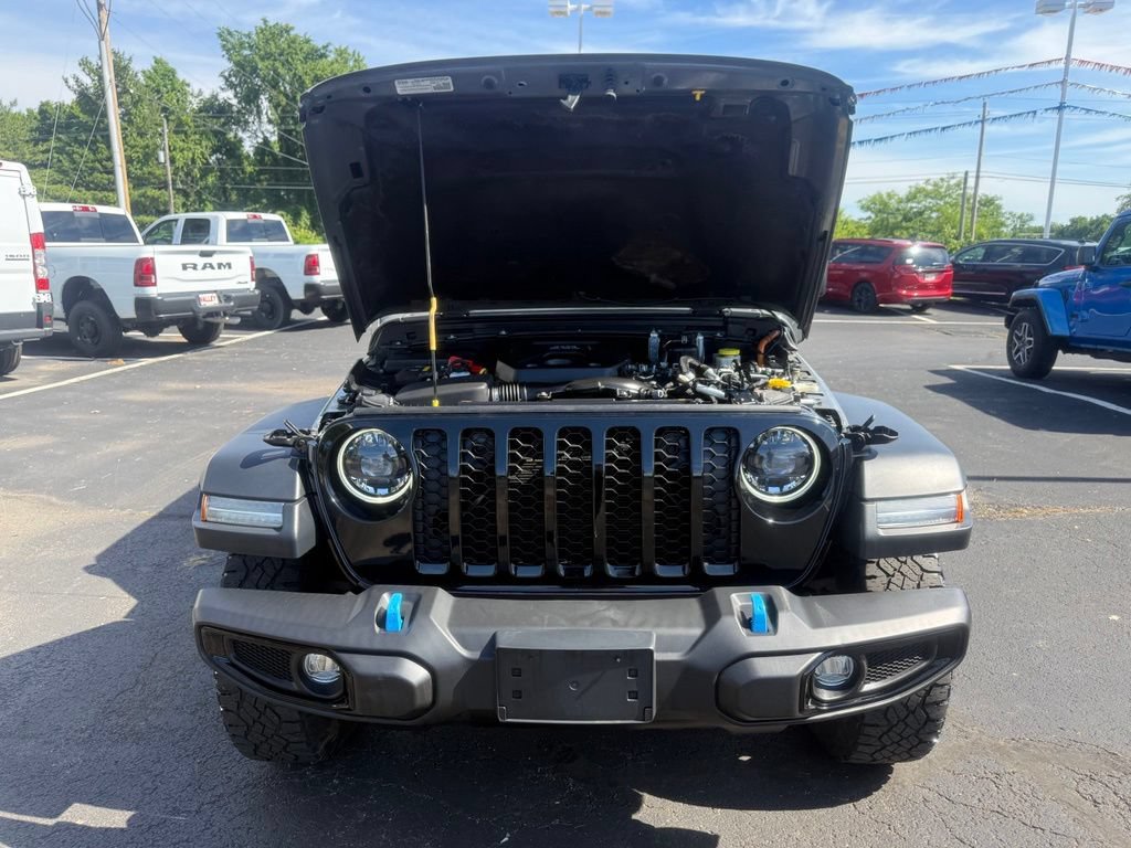 Used 2023 Jeep Wrangler Unlimited w/ Cold Weather Group AWD/4WD image 57