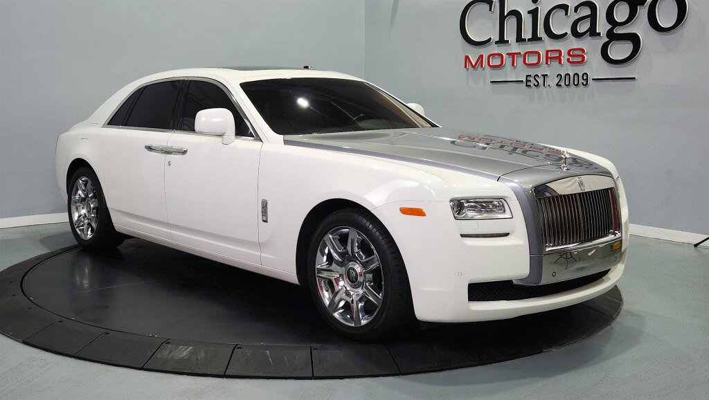 Used 2010 Rolls-Royce Ghost RWD image 2