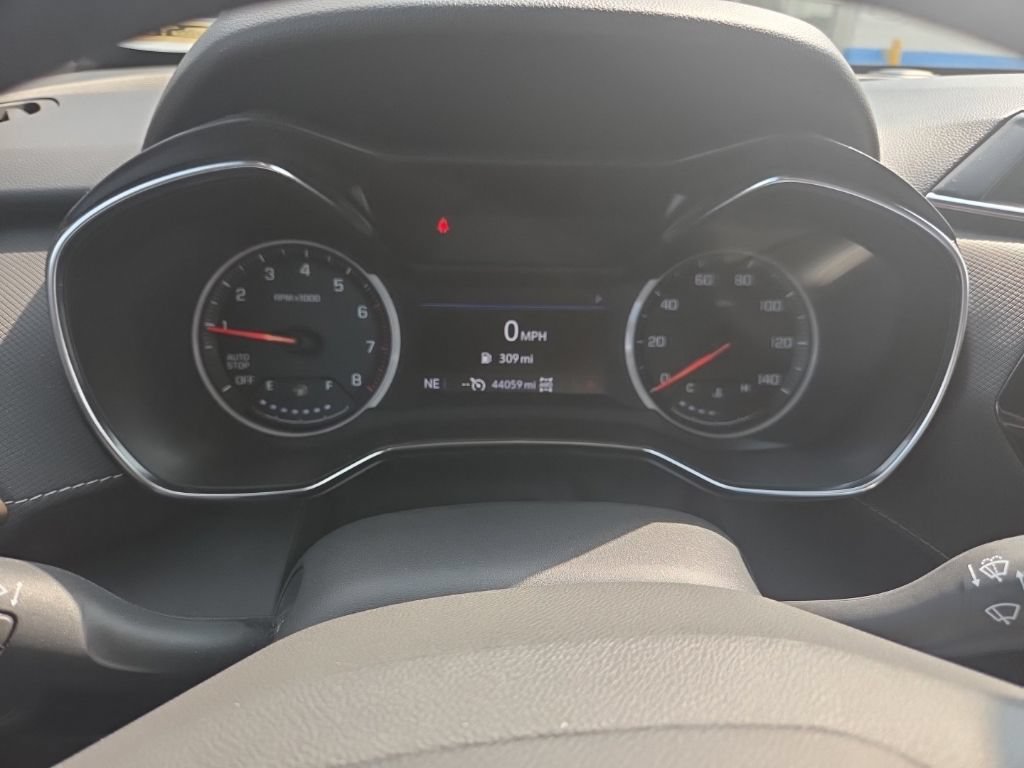 Used 2022 Chevrolet TrailBlazer ACTIV w/ Technology Package AWD/4WD image 22