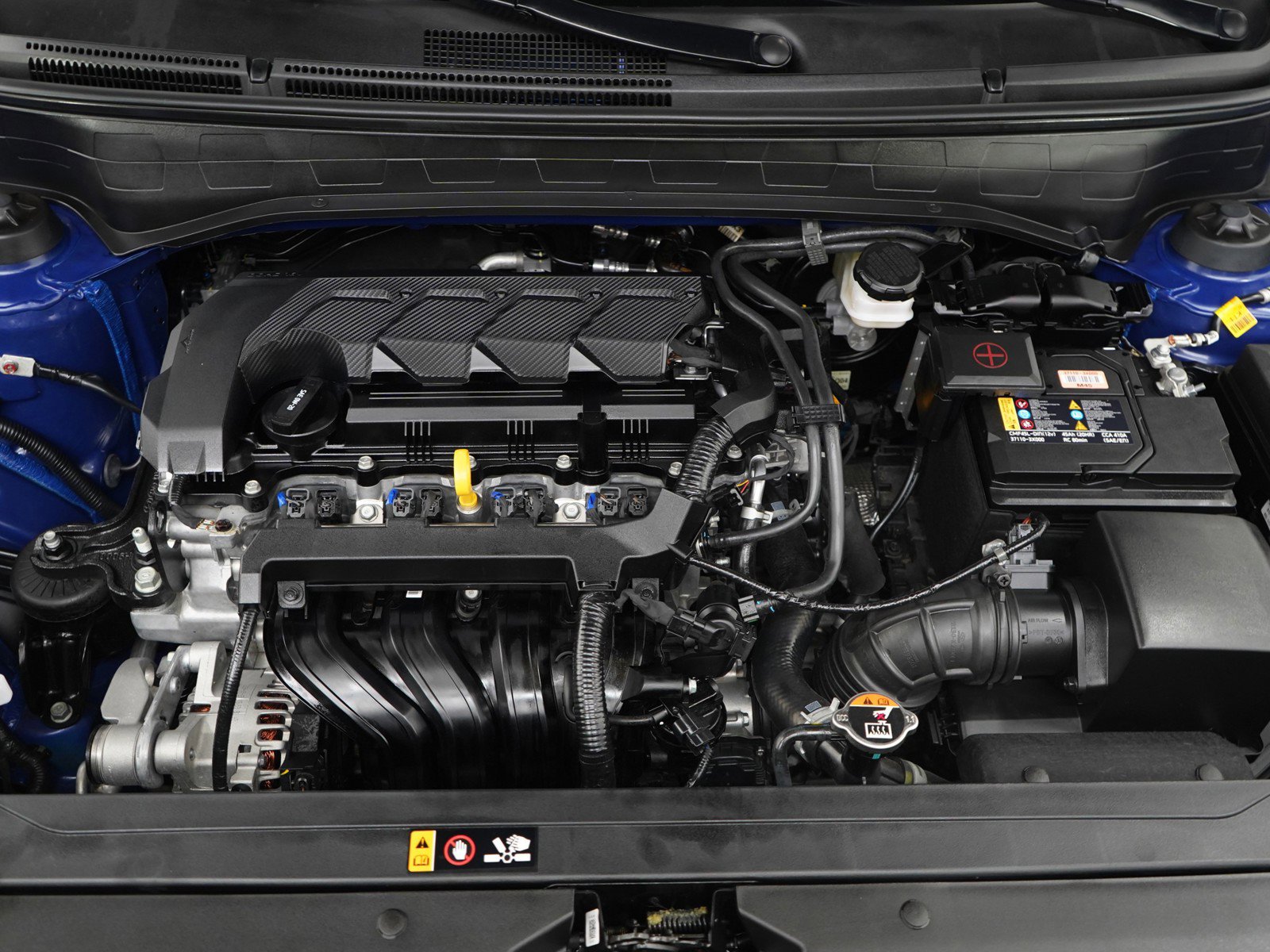 Certified 2025 Hyundai Venue SEL image 28