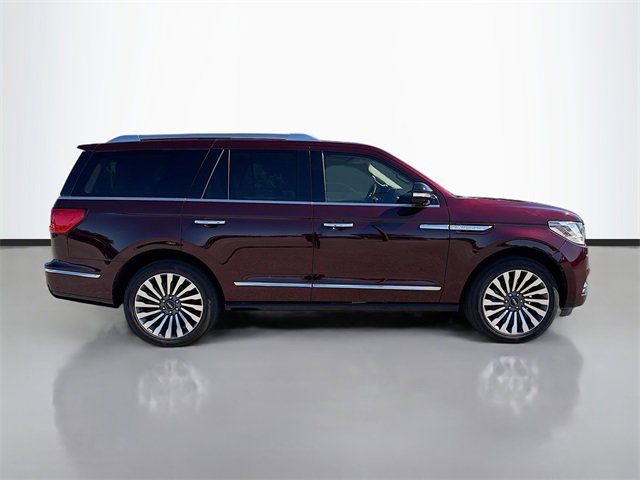 Used 2019 Lincoln Navigator Reserve image 6