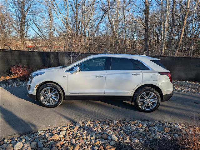 Used 2026 Cadillac XT5 Premium Luxury w/ Driver Assist Package image 2