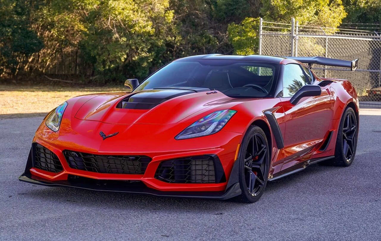 Used 2019 Chevrolet Corvette ZR1 image 3