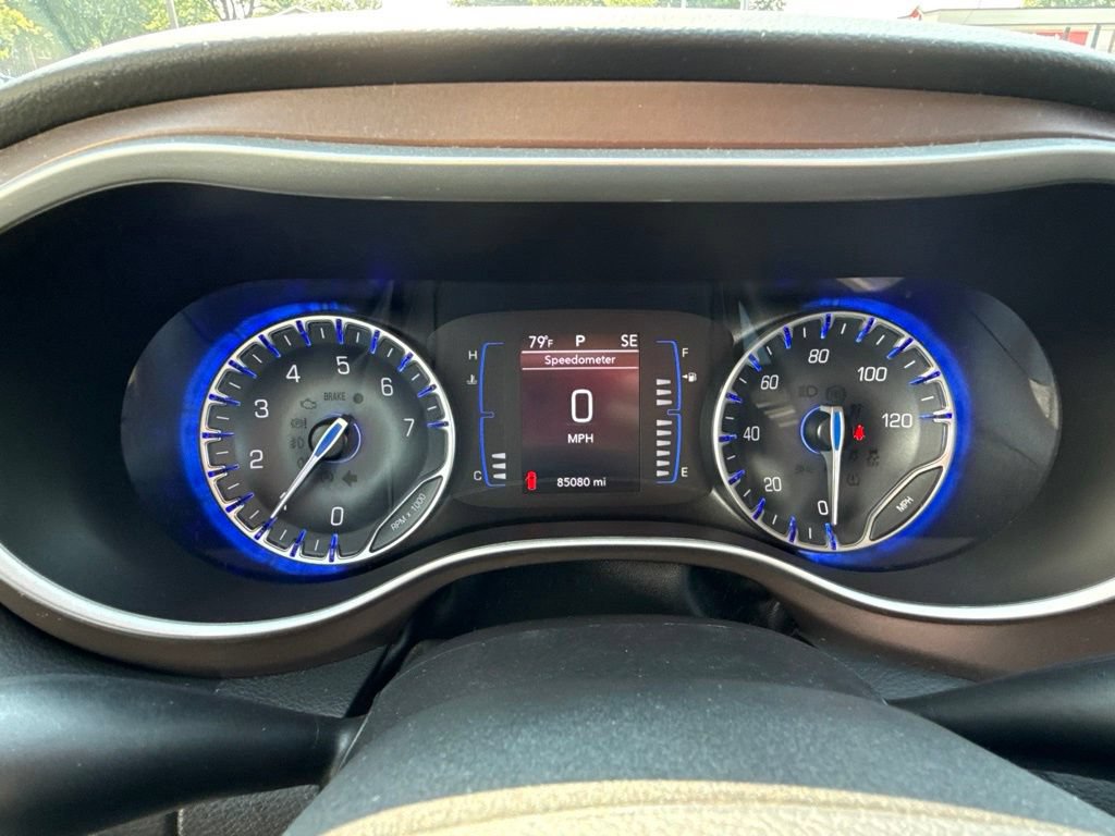 Used 2023 Chrysler Voyager LX FWD image 22