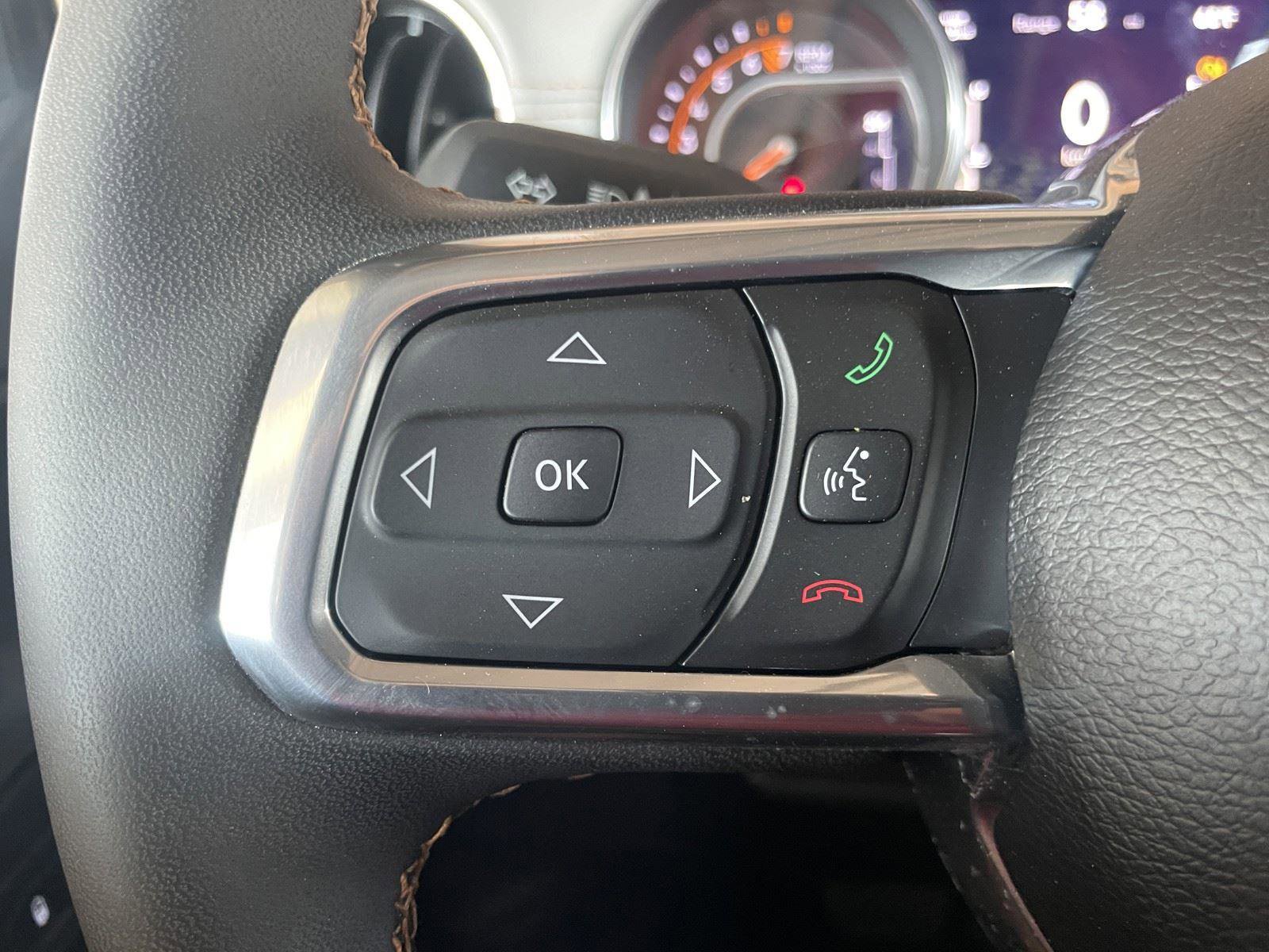 Used 2023 Jeep Gladiator Overland image 21