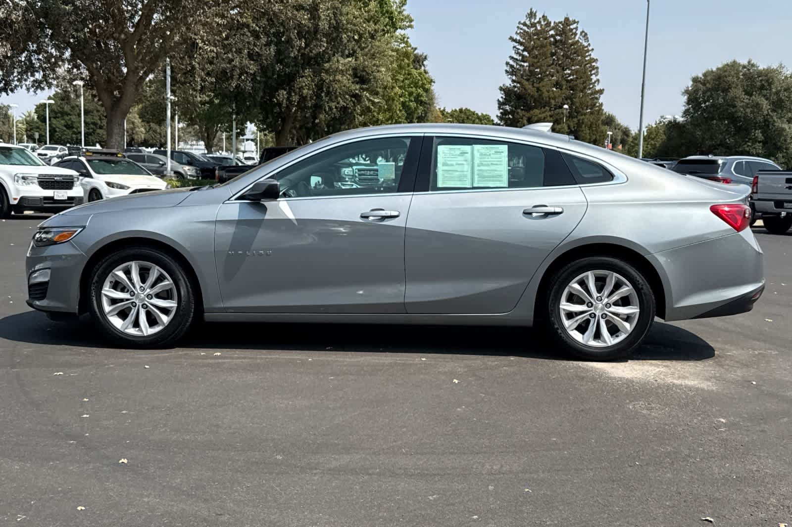 Used 2024 Chevrolet Malibu LT FWD image 5