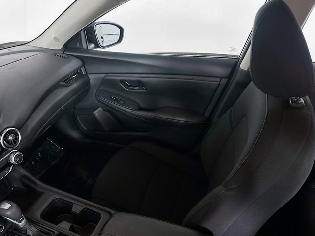 Used 2025 Nissan Sentra S image 22