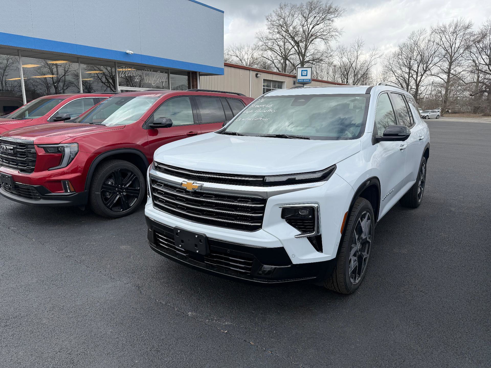 New 2026 Chevrolet Traverse High Country w/ LPO, Floor Liner Package