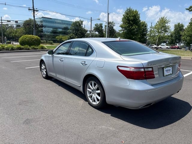Used 2007 Lexus LS 460 L RWD image 4