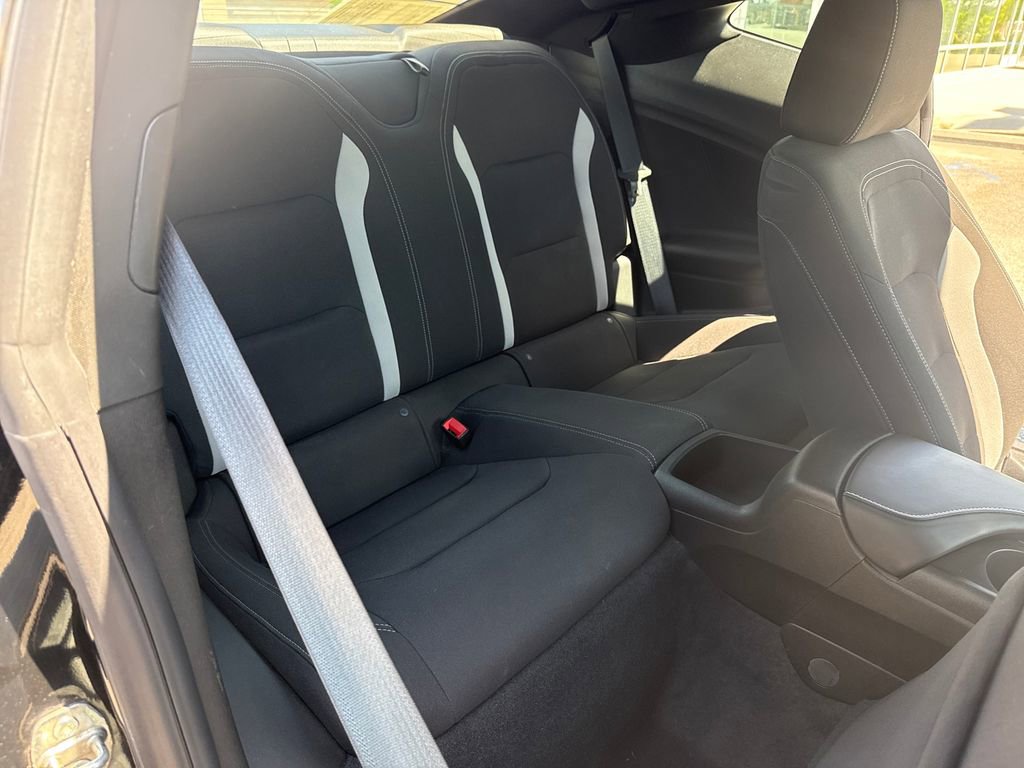 Used 2022 Chevrolet Camaro LT RWD image 32