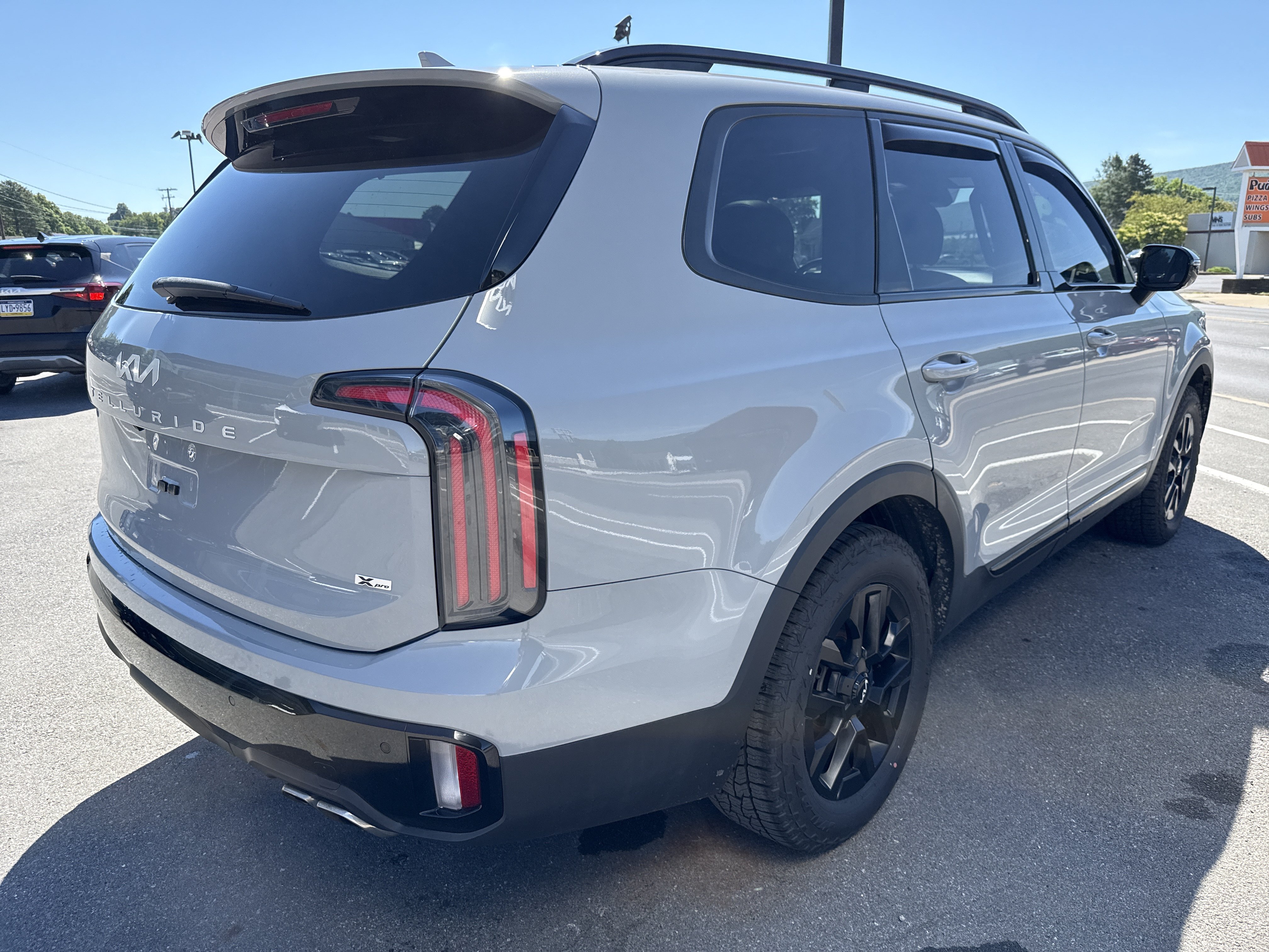 Certified 2024 Kia Telluride SX Prestige X-Pro AWD/4WD image 3