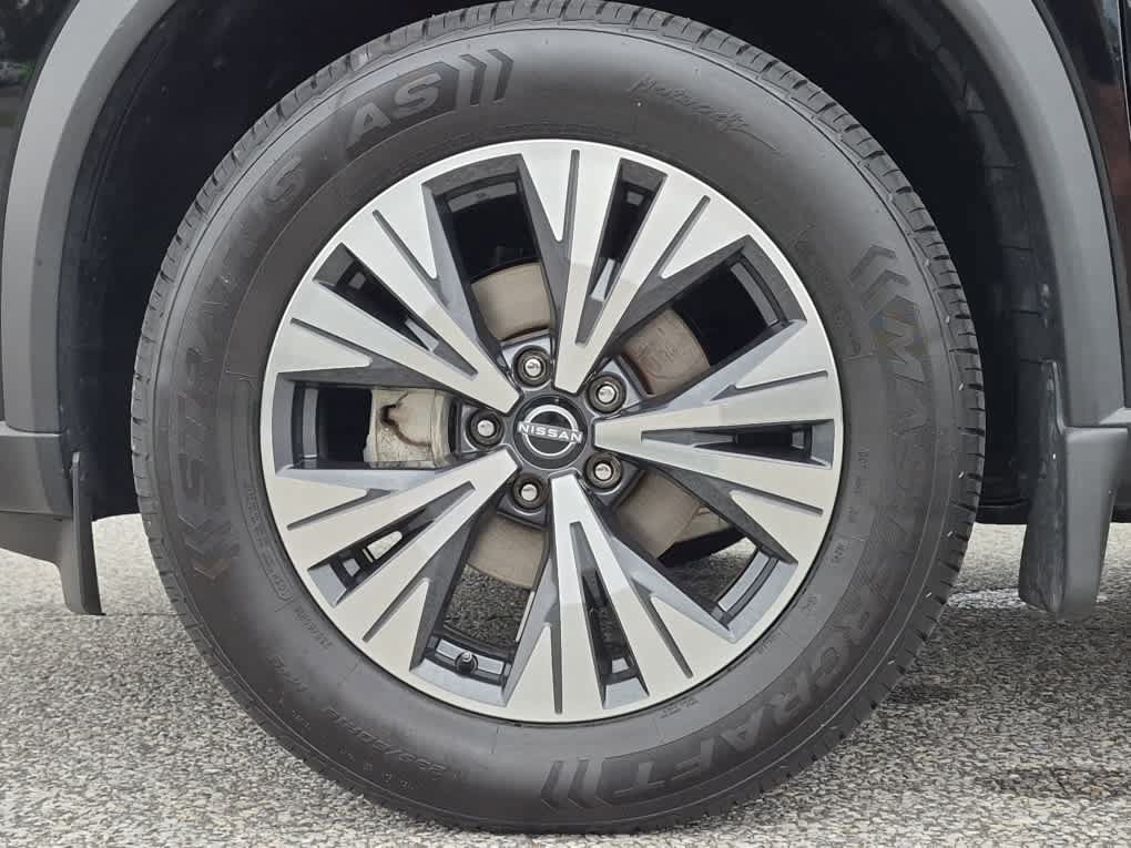 Used 2023 Nissan Rogue SV w/ SV Premium B Package AWD/4WD image 6