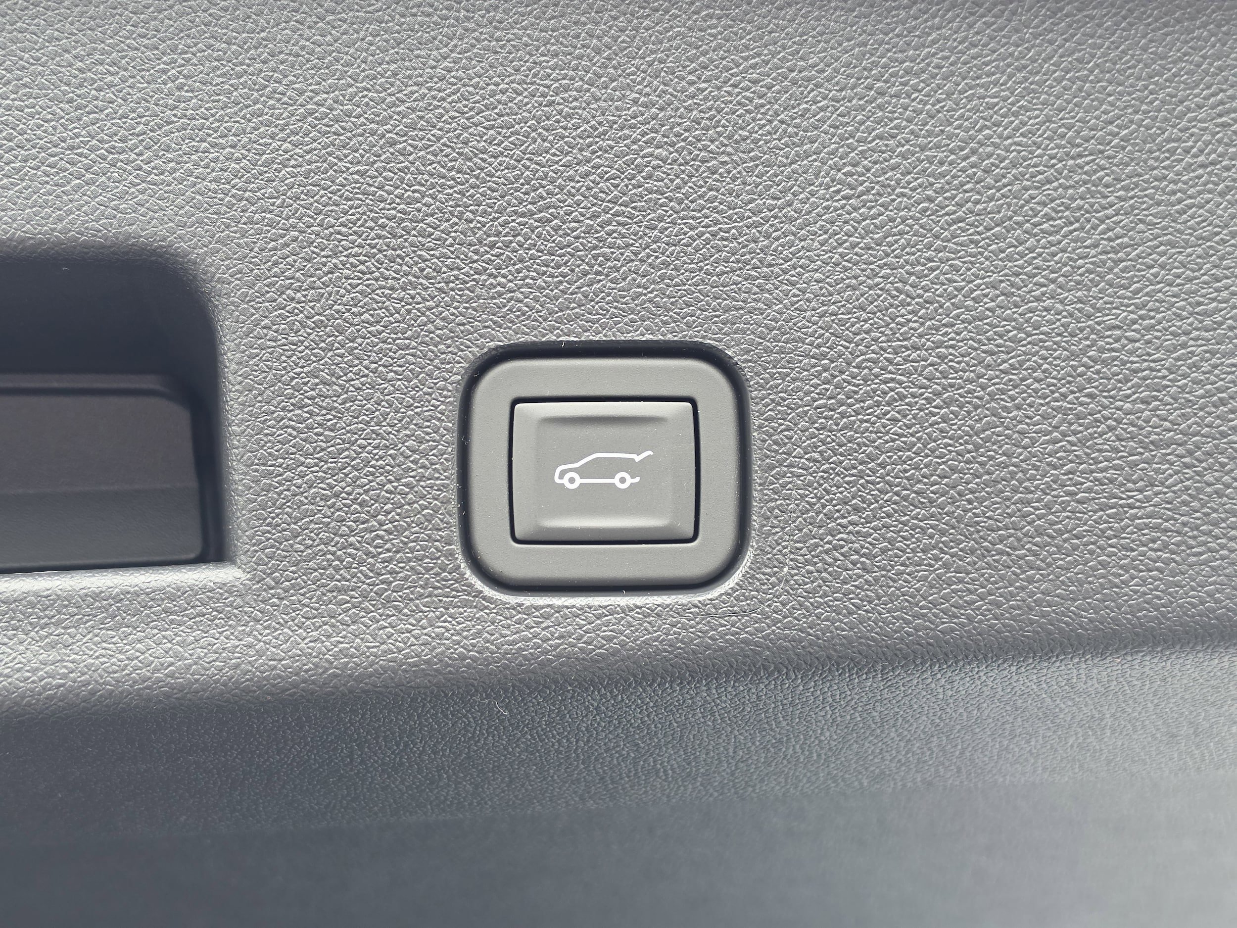 New 2026 Chevrolet Traverse High Country FWD image 13