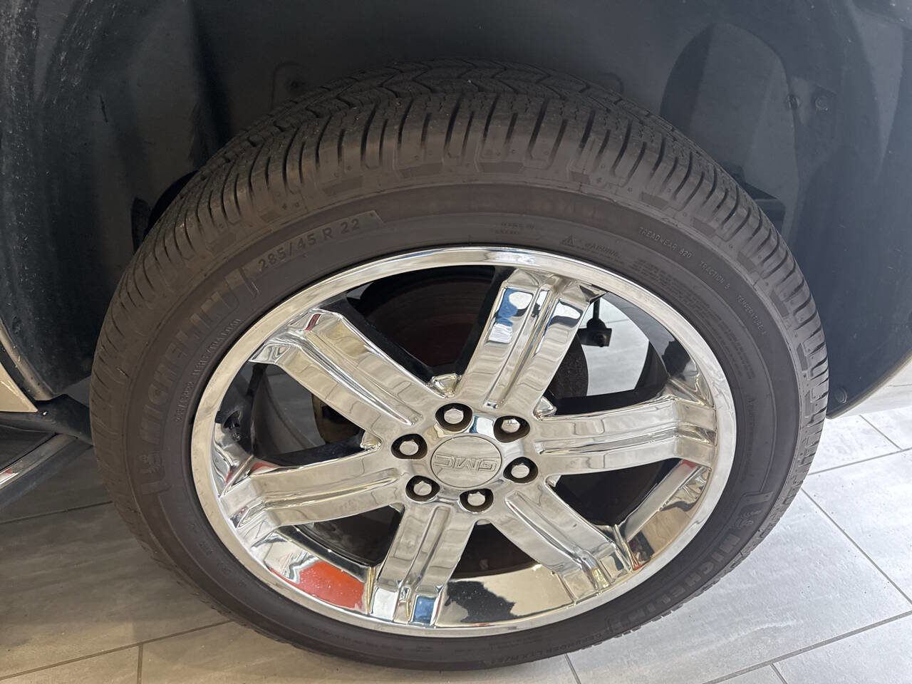 Used 2012 GMC Yukon Denali image 47