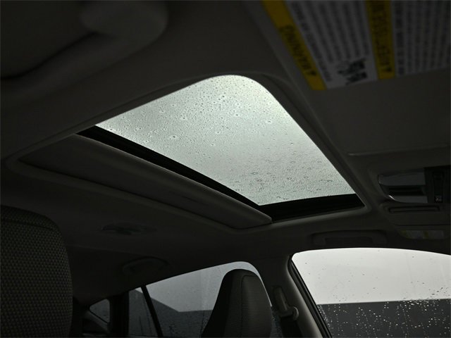 Used 2024 Subaru Crosstrek 2.0i Premium image 10