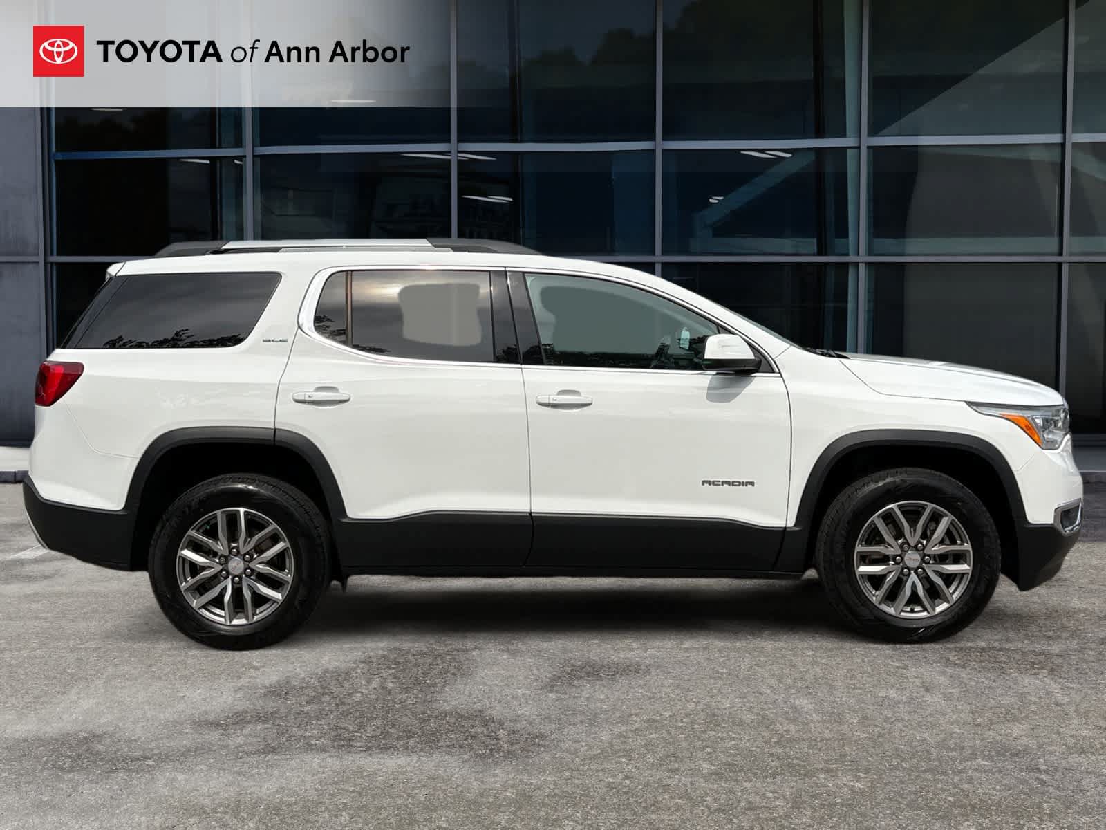 Used 2019 GMC Acadia SLE w/ Driver Alert Package I FWD image 12