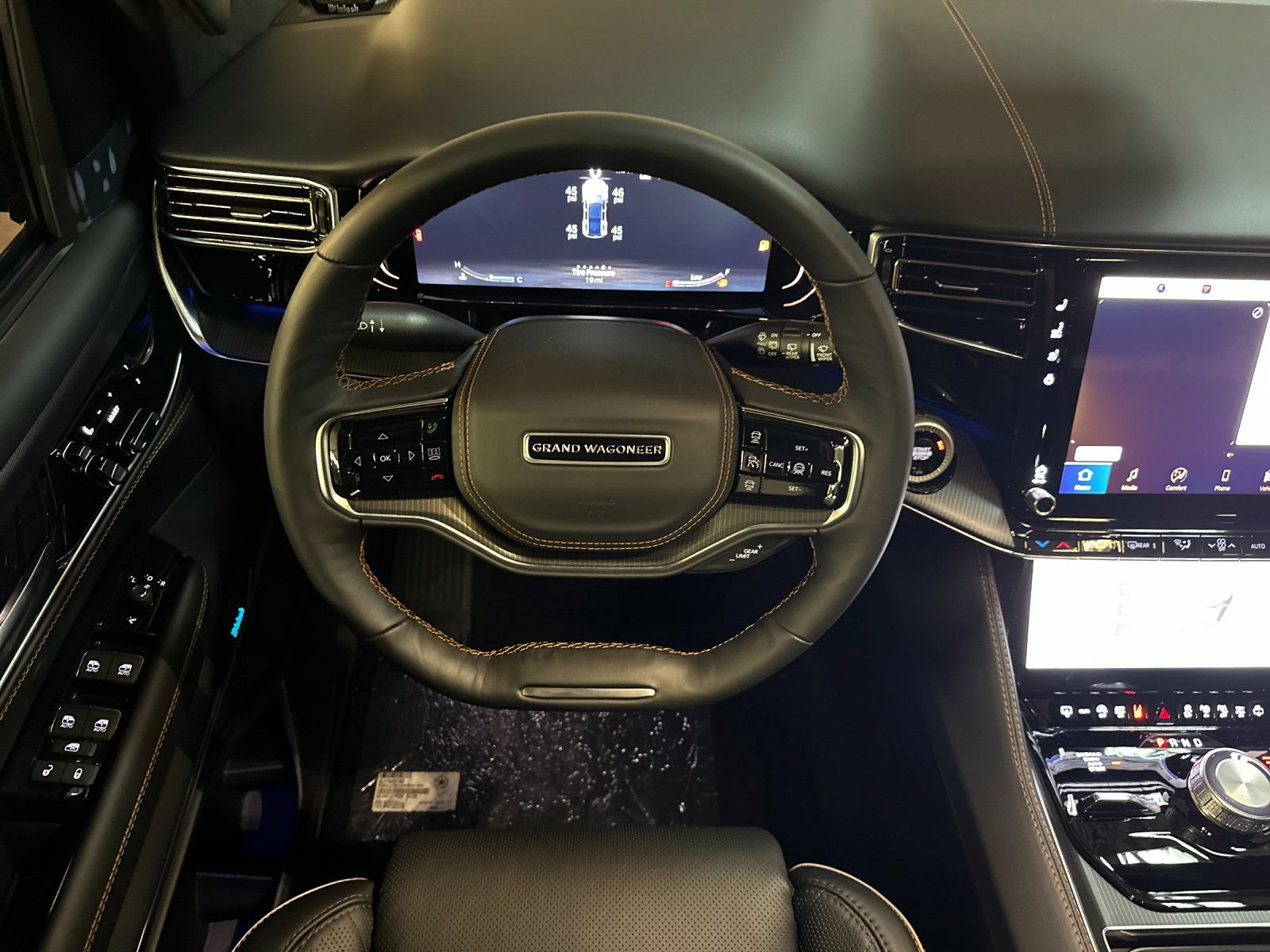 New 2026 Jeep Grand Wagoneer Summit AWD/4WD image 13