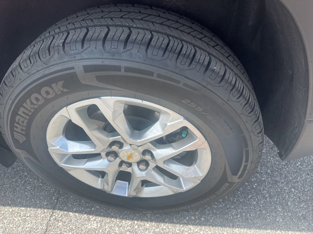 Used 2020 Chevrolet Traverse LT image 10