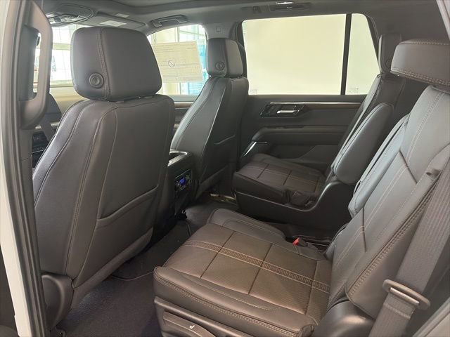 New 2026 Chevrolet Tahoe High Country AWD/4WD image 14