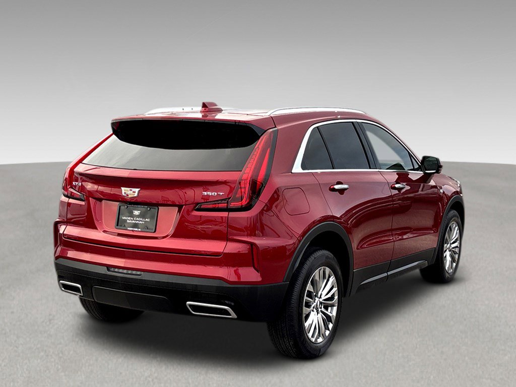 Certified 2025 Cadillac XT4 Premium Luxury image 30